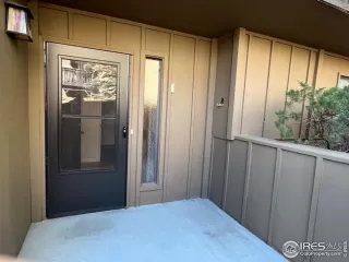 Photo #2: 976550 Listing