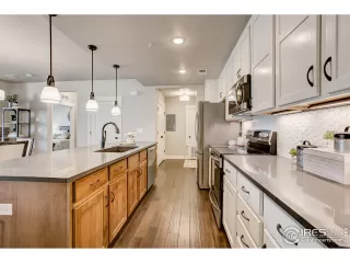 Photo #3: 976596 Listing