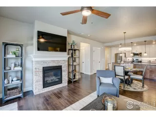 Photo #6: 976596 Listing
