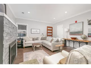 Photo #1: 976609 Listing