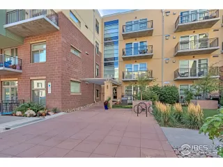 Photo #2: 976649 Listing