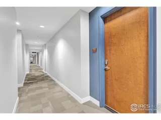 Photo #3: 976649 Listing