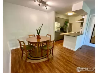 Photo #4: 976706 Listing