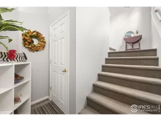 Photo #2: 976708 Listing