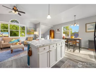 Photo #6: 976708 Listing