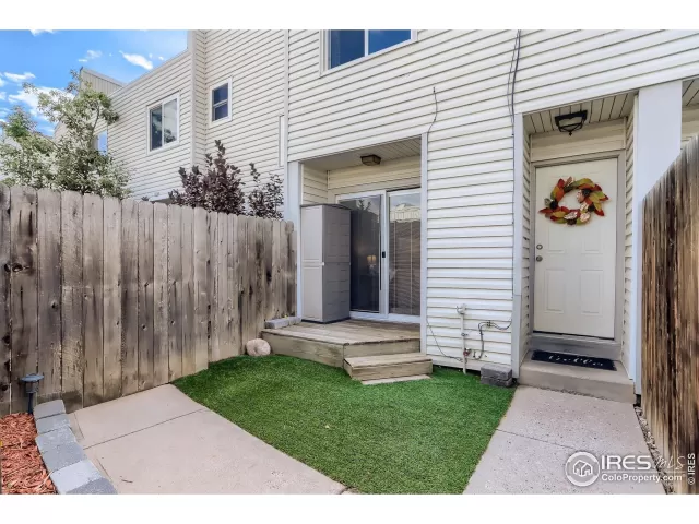 MLS: 976717 Condo For Sale