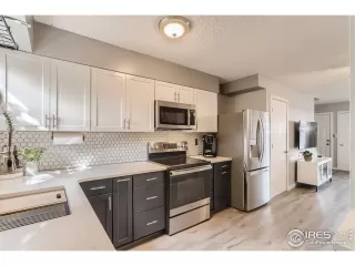 Photo #2: 976717 Listing