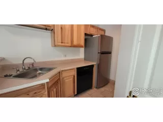 Photo #5: 976807 Listing