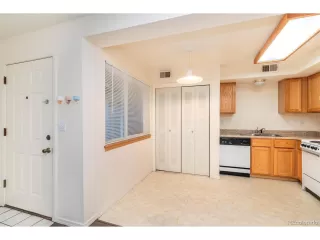 Photo #4: 9768194 Listing