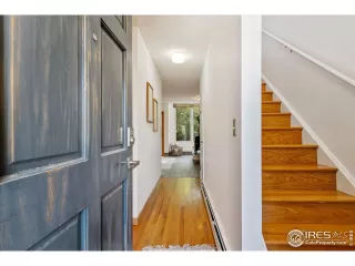 Photo #1: 976844 Listing