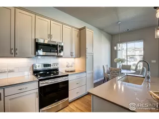 Photo #2: 976881 Listing 