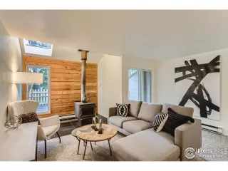 Photo #3: 976911 Listing 