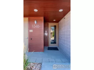 Photo #3: 976974 Listing