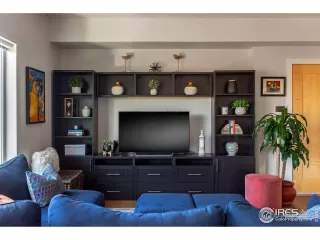 Photo #4: 976974 Listing