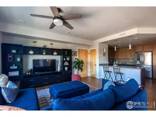 Photo #5: 976974 Listing