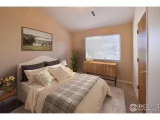 Photo #3: 976985 Listing