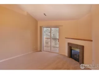 Photo #6: 976985 Listing