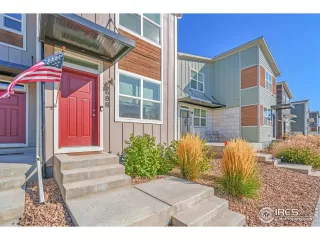 Photo #4: 976993 Listing