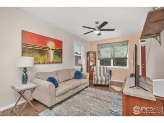 Photo #6: 976993 Listing