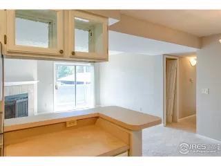 Photo #4: 977003 Listing