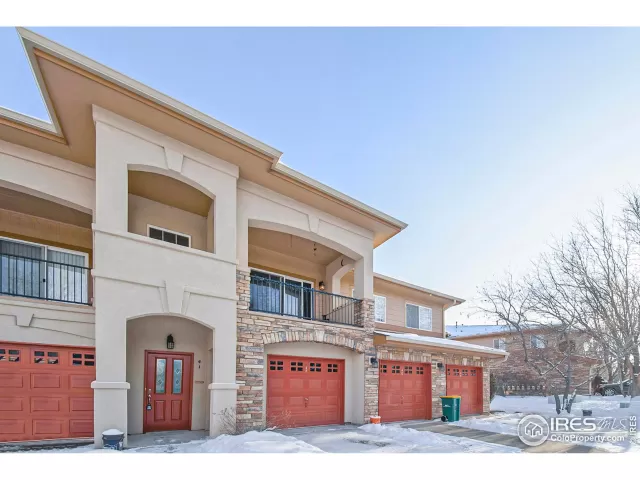 MLS: 977035 Condo For Sale