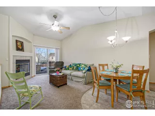 Photo #2: 977035 Listing