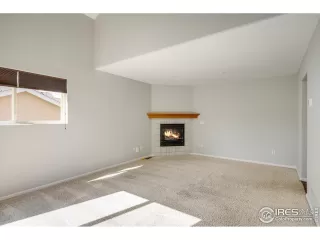 Photo #2: 977043 Listing