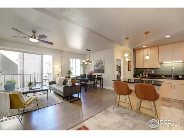 MLS: 977095 Condo For Sale