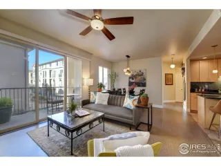 Photo #4: 977095 Listing