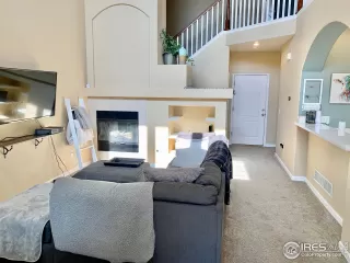 Photo #4: 977174 Listing