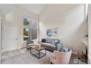 Photo #3: 977193 Listing