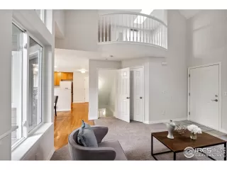 Photo #4: 977193 Listing