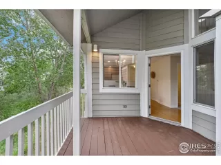 Photo #6: 977193 Listing