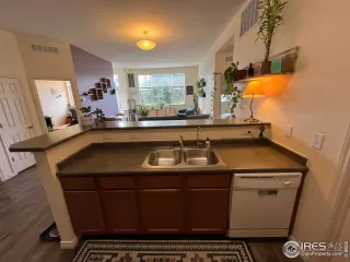 Photo #6: 977205 Listing 