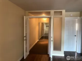 Photo #5: 977309 Listing