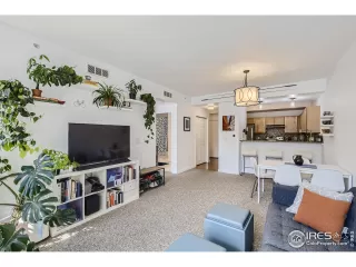 Photo #4: 977318 Listing 