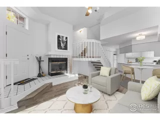Photo #2: 977383 Listing 