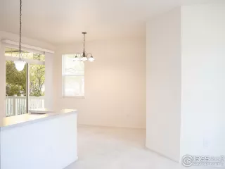 Photo #5: 977399 Listing