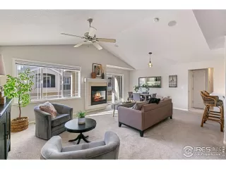 Photo #2: 977402 Listing