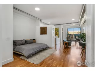 Photo #5: 977484 Listing