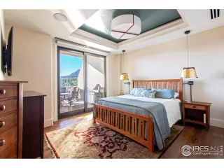 Photo #2: 977518 Listing