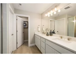 Photo #5: 9775428 Listing