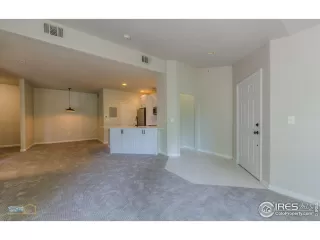 Photo #5: 977714 Listing