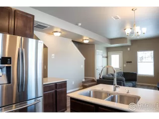 Photo #5: 977721 Listing