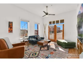 Photo #4: 977826 Listing