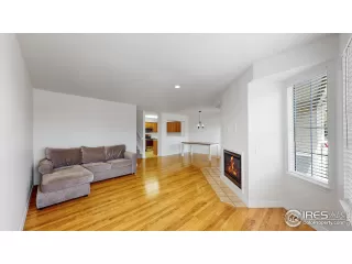 Photo #6: 977839 Listing