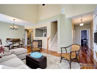 Photo #3: 977842 Listing