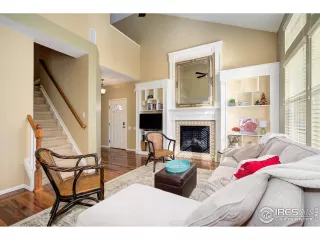 Photo #4: 977842 Listing