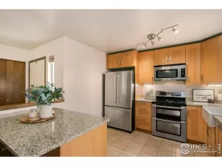 Photo #2: 977912 Listing