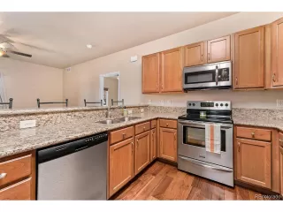 Photo #6: 9779362 Listing